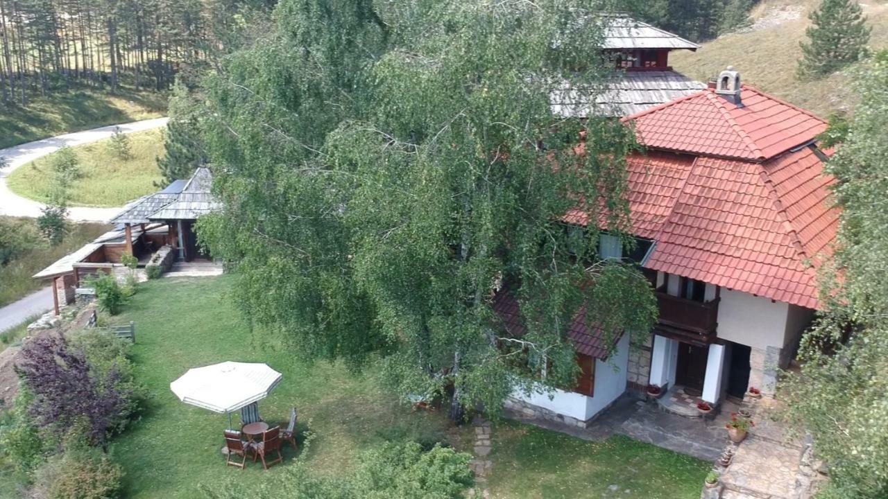 Apartments Carevo Polje ズラティボール エクステリア 写真
